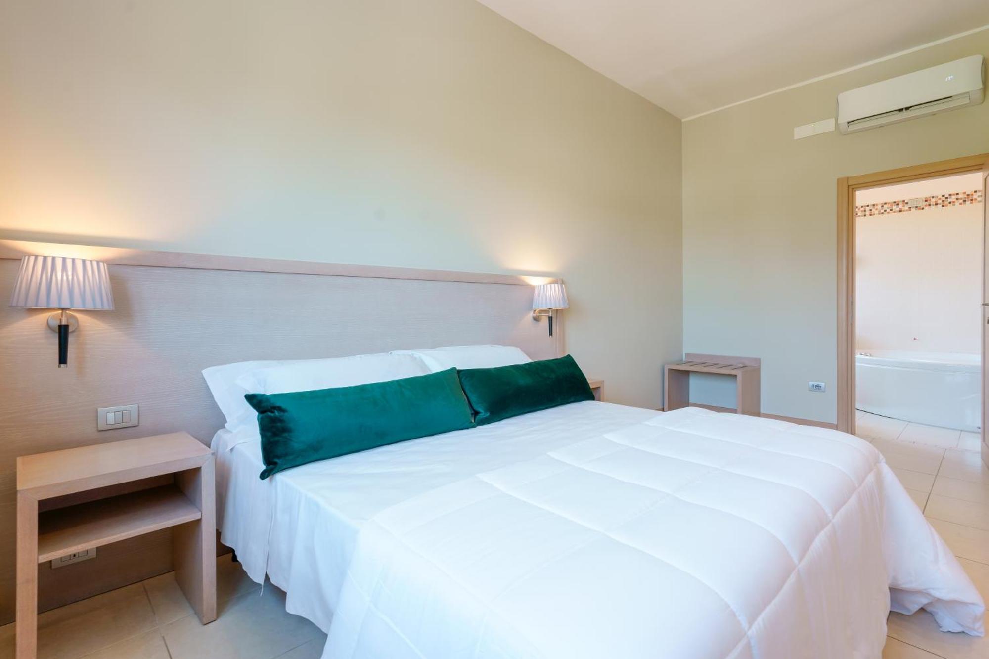 Dimora Lucia Hotel Martina Franca Eksteriør billede